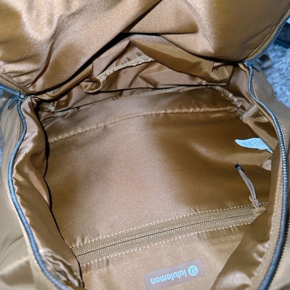 Lululemon Backpack - Picture 3 of 5